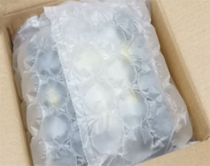 Bubble bag price analysis.  The budget-conscious friends will make good use of Google search for packaging materials such as bubble paper, bubble paper, bubble bag, bubble cloth, etc. Price comparison, bubble bags have the same size but different prices, traditional bubble bags are divided into 3 grades: A grade > B grade> C grade.  There is a clear gap between these prices in the market.  We have actually tested and found that although the traditional bubble paper market price is cheap, it is actually not cost-effective. The strong bubble bag not only saves money and effort.