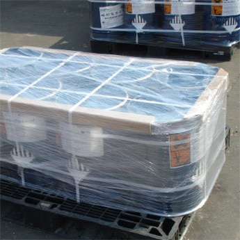 What is pe film?  What kind of packaging can be applied?  PE film, also known as stretch film, stretch film, and stretch film, is widely used for the concentrated wrapping of various goods, which can reduce the damage and collapse of the goods during transportation. The goods are packed with PE stretch film to be waterproof, dustproof, and transparent, and can be easily Distinguish the types of goods packaged.  Can be used in: pallet packaging, carton packaging, machine cover, special-shaped product packaging, product surface protection.